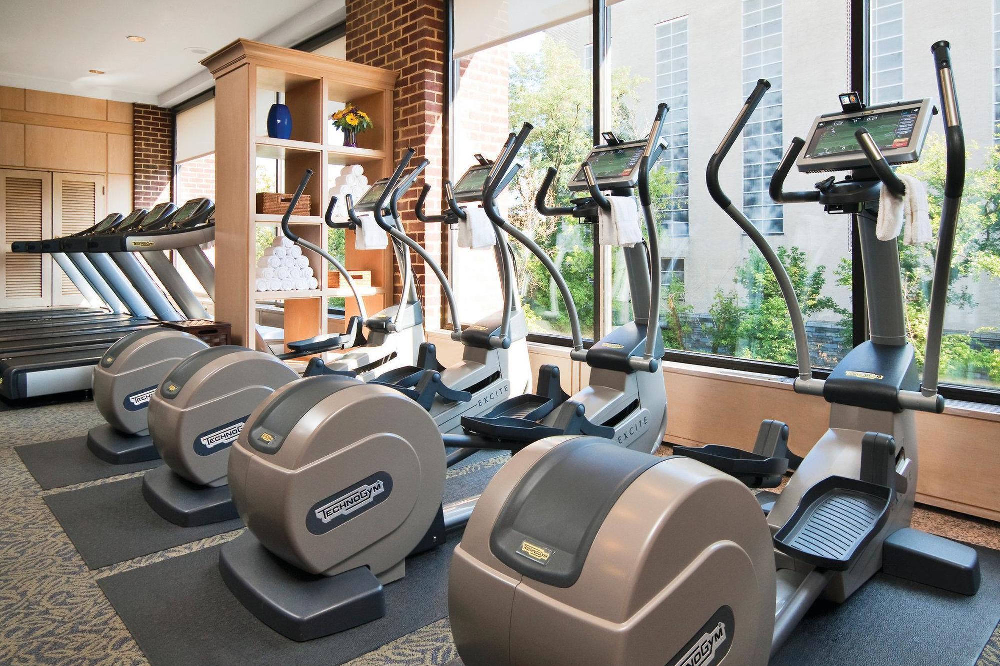 Hotel Four Seasons Dc 5*